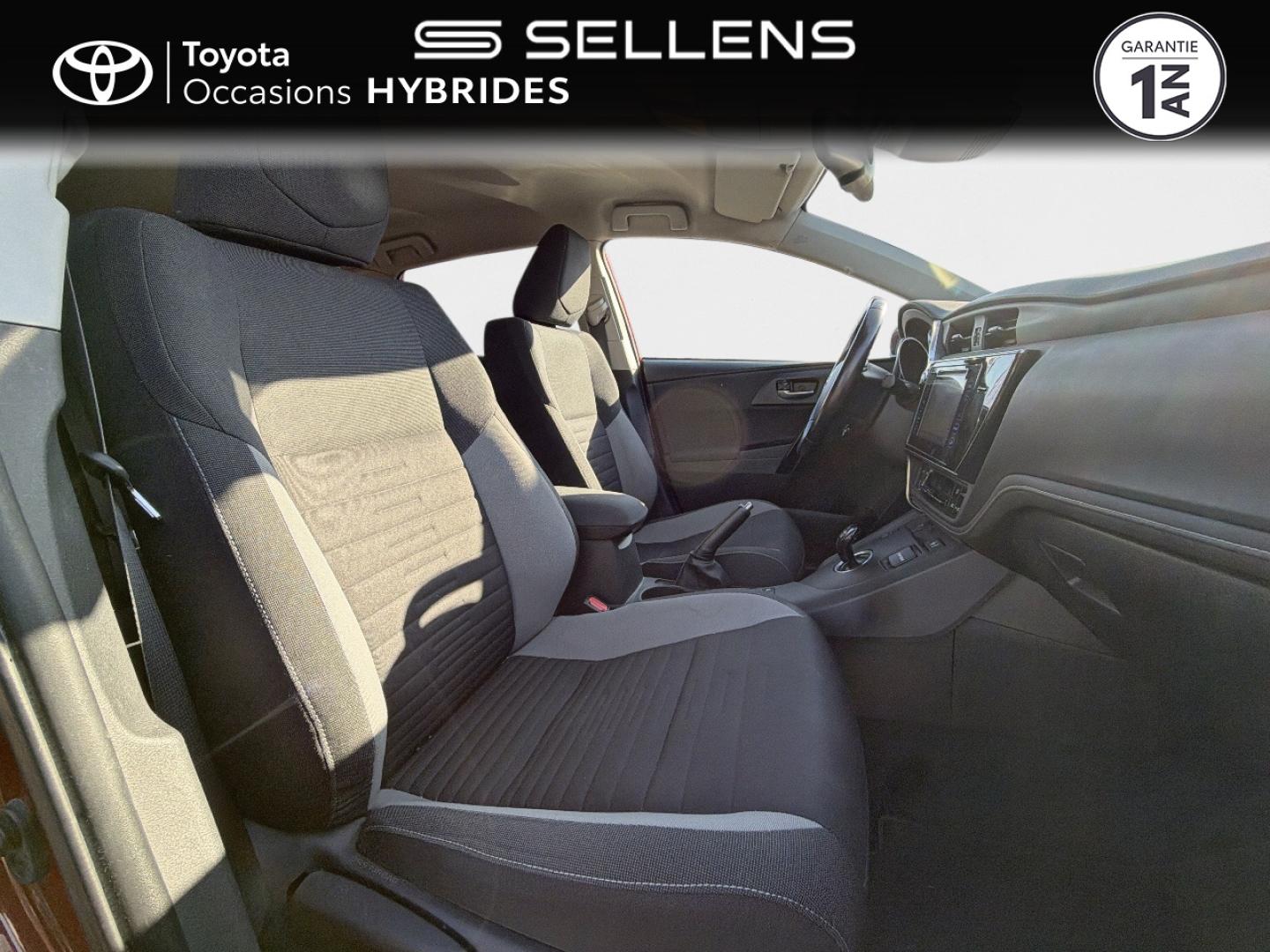 TOYOTA Auris HSD 136h Design - photo 6