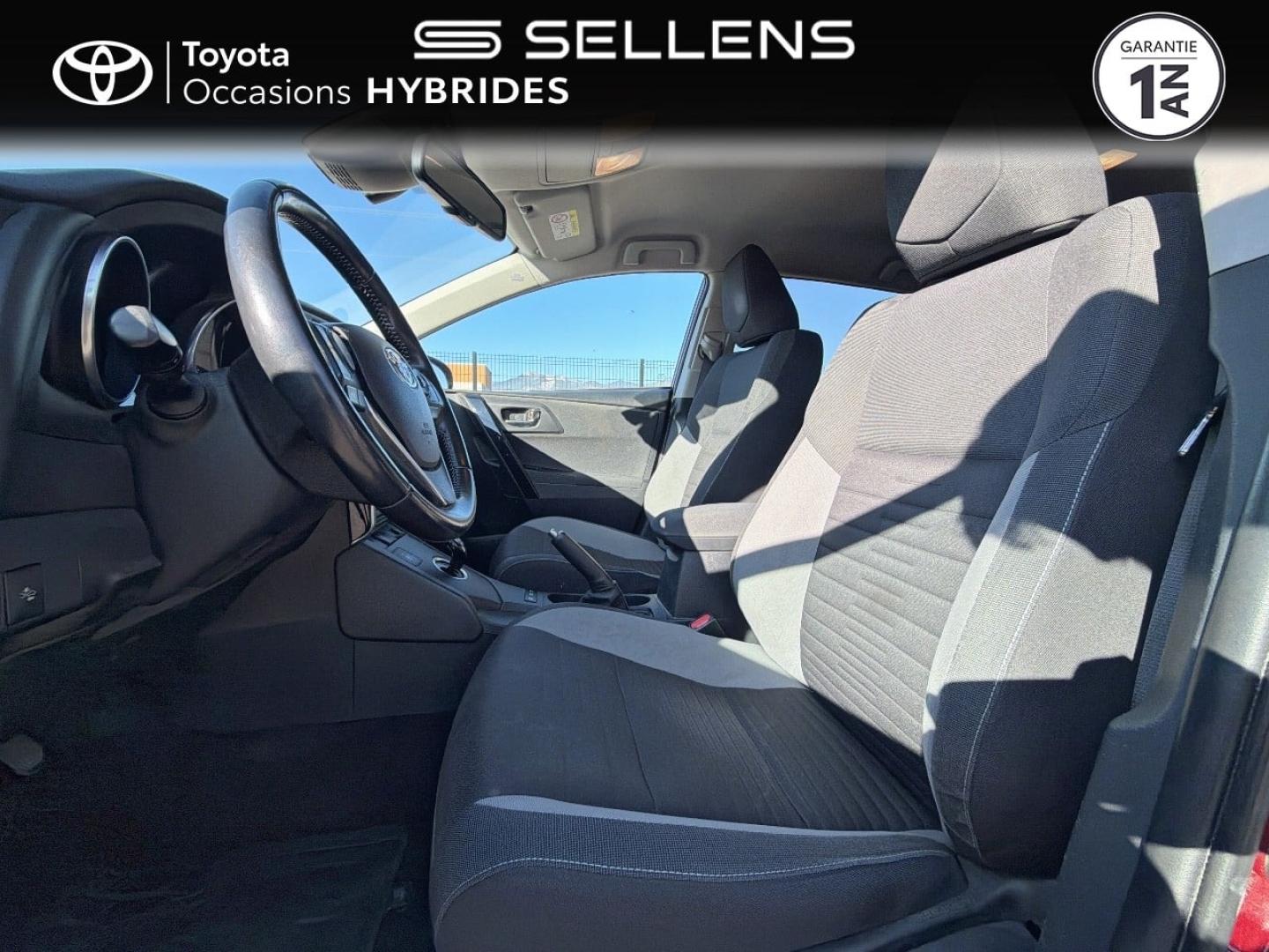 TOYOTA Auris HSD 136h Design - photo 11