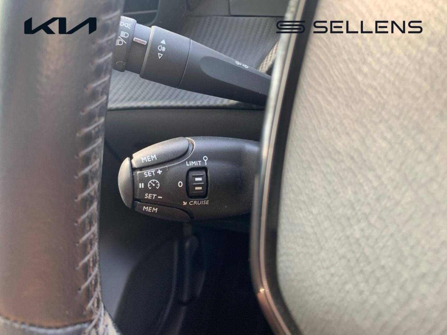 PEUGEOT 208 e-208 136ch Allure - photo 9