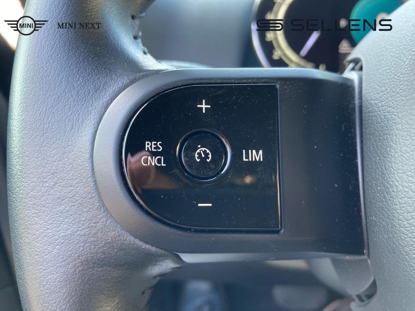 MINI Countryman Cooper 136ch  Highlands BVA7 - photo 18