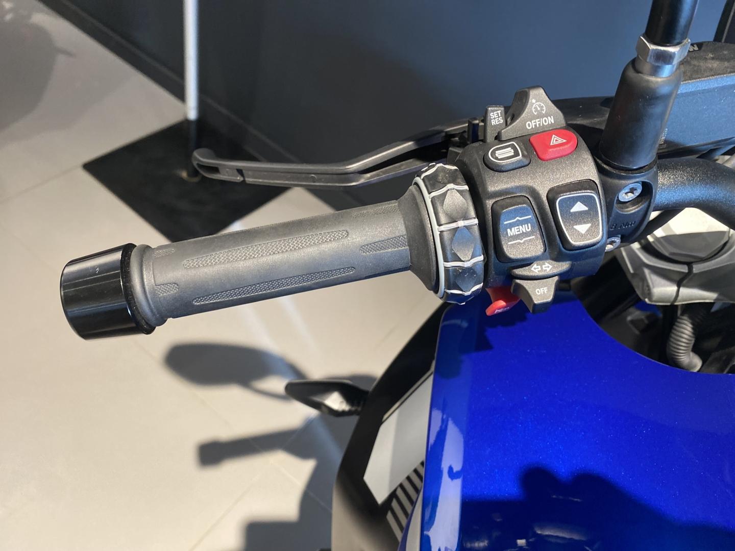 BMW R R 1300 R - photo 8