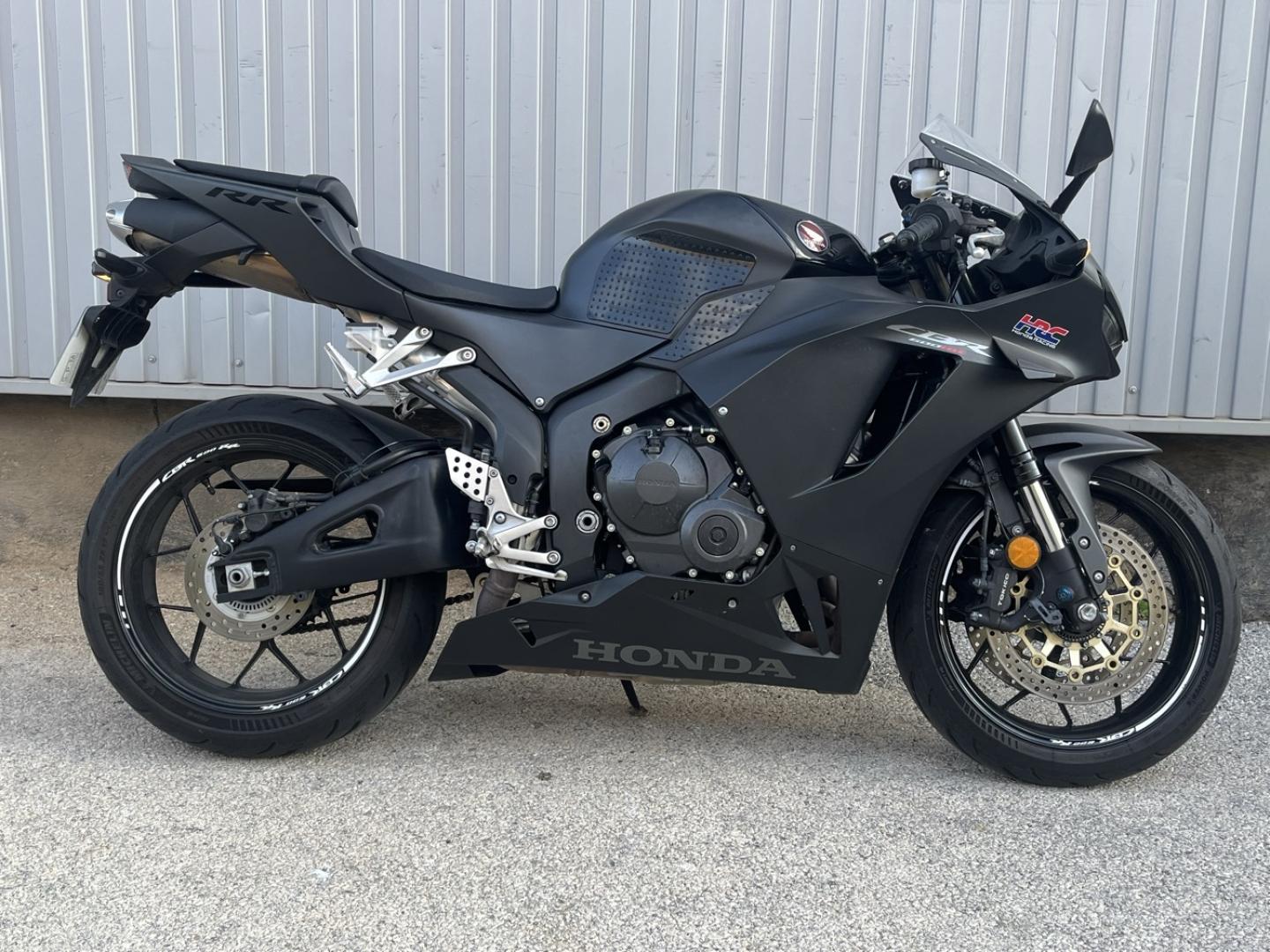 HONDA CBR CBR 600 RR Garantie 11/2031 A partir de 186€/mois - photo 2