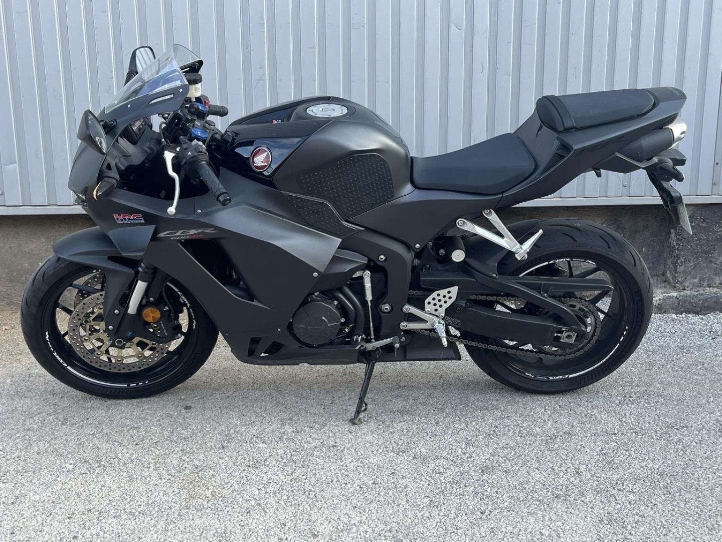 HONDA CBR CBR 600 RR Garantie 11/2031 A partir de 186€/mois - photo 9
