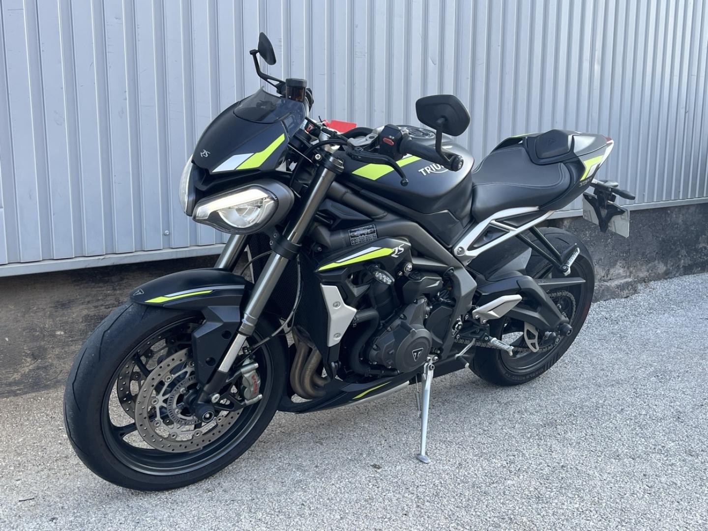 TRIUMPH Street TRIPLE RS - photo 6