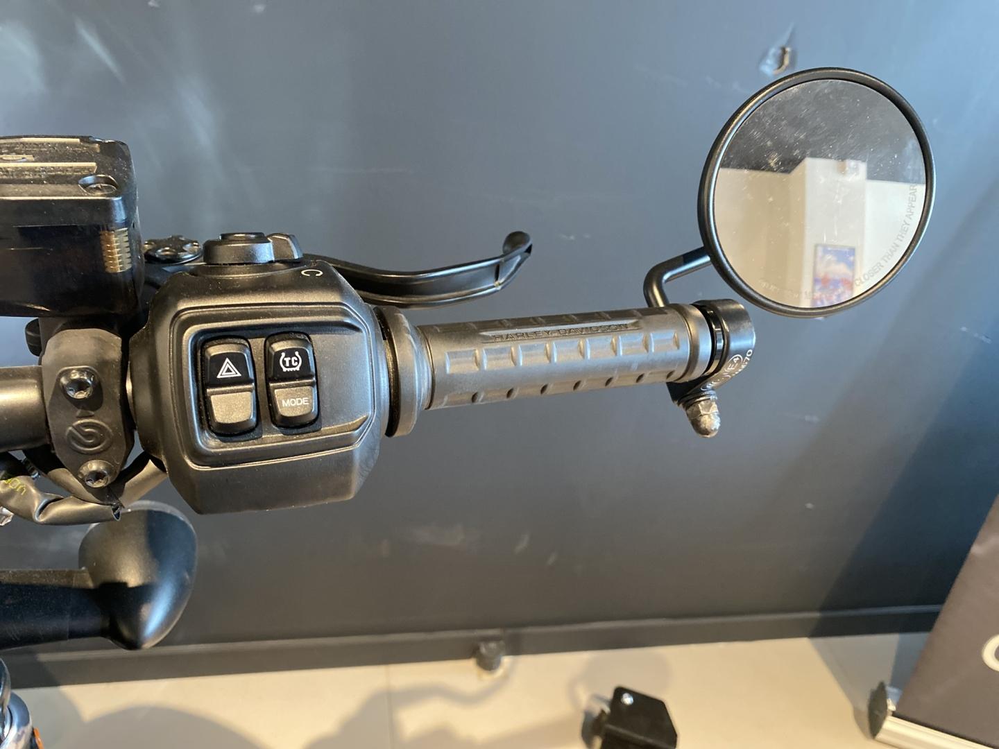 HARLEY-DAVIDSON Sportster S Nighster 1250 Noir - photo 9