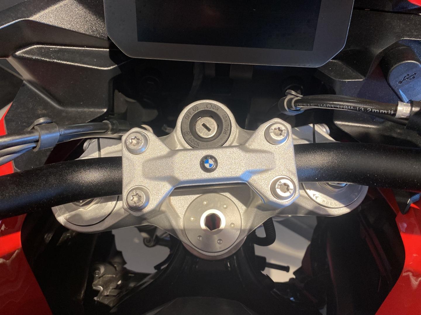 BMW F F 900 XR A2 2025 - photo 10
