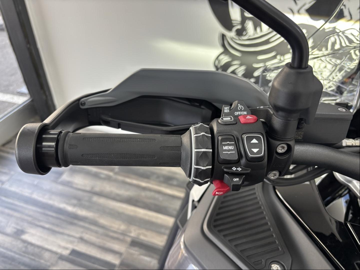 BMW R R 1300 GS Adventure - photo 9