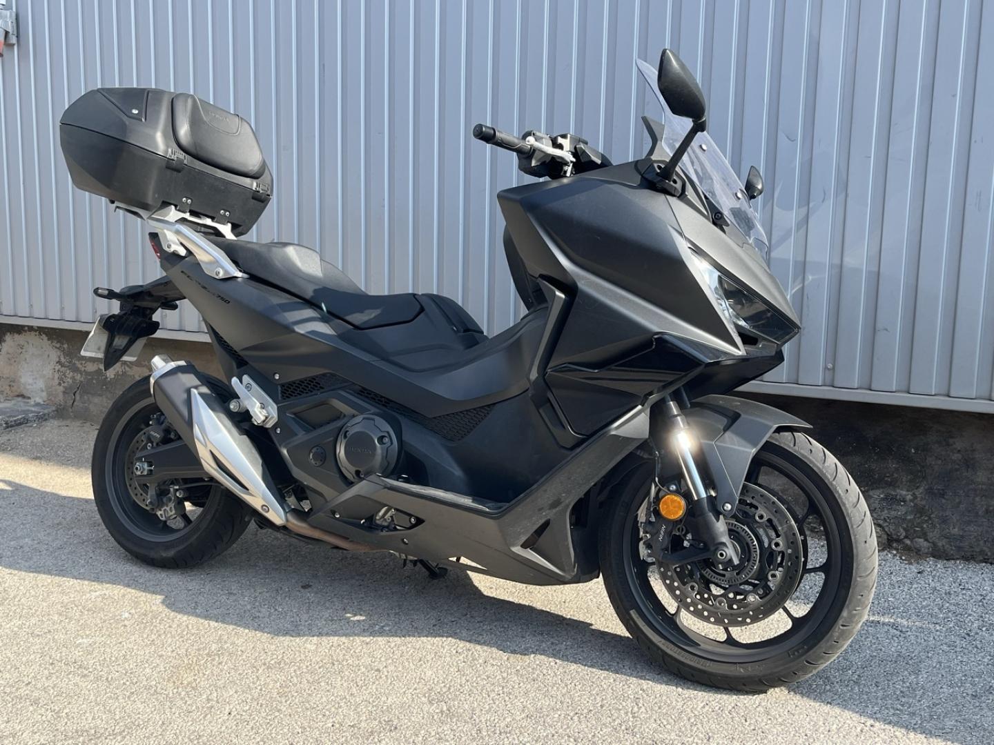 Photo HONDA Nss750 
