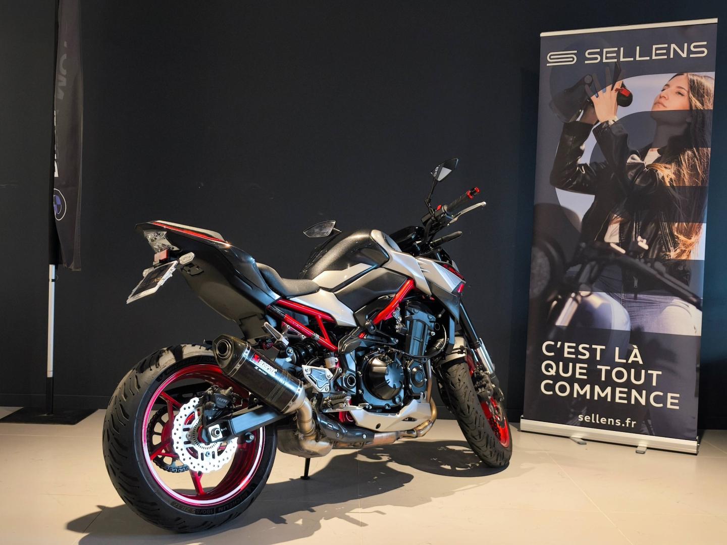 KAWASAKI Z 900 - photo 8
