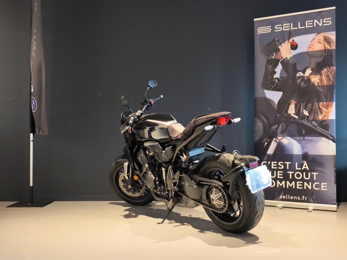 HONDA Cb1000ra  - photo 3