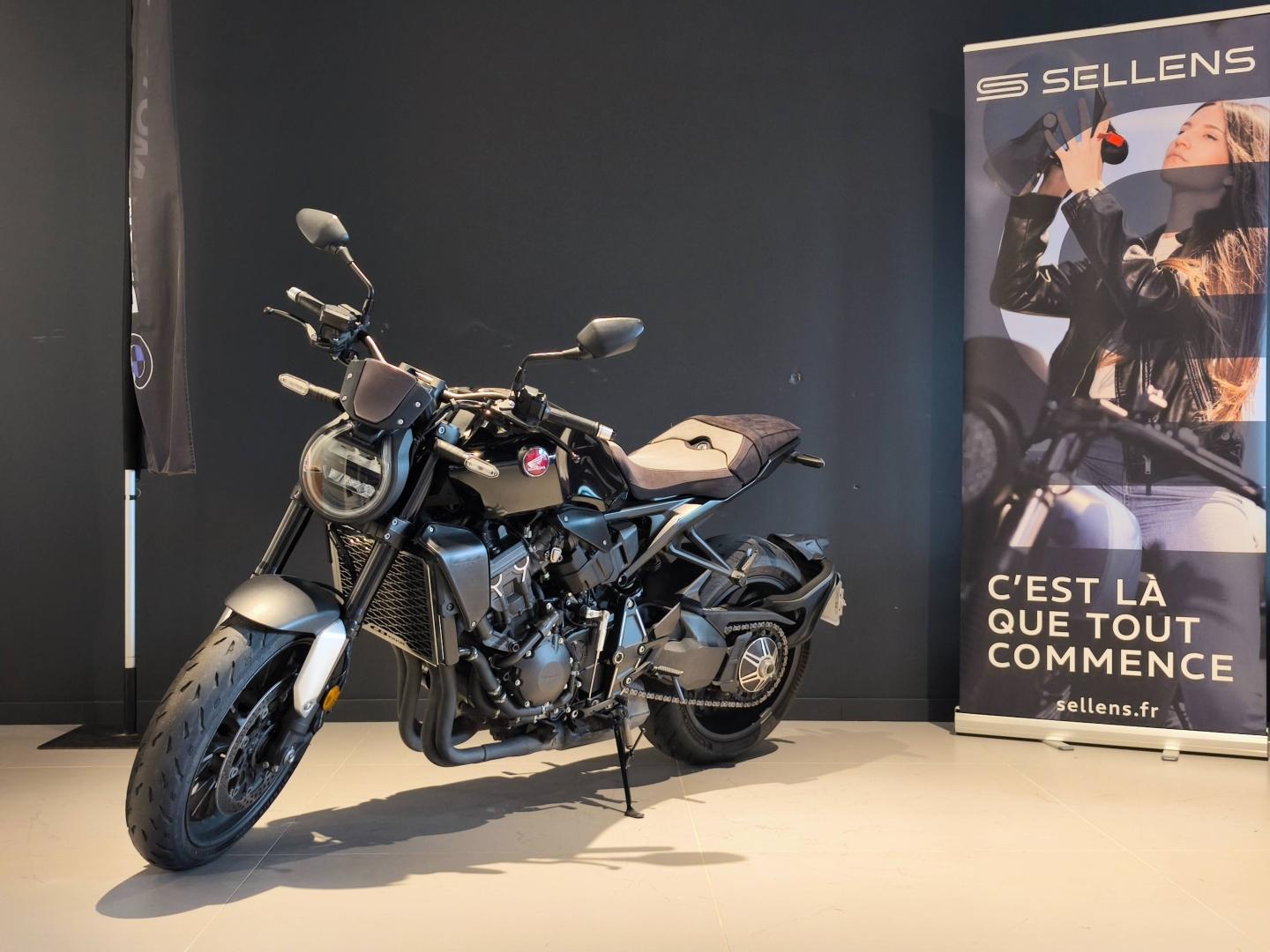 Photo HONDA Cb1000ra 