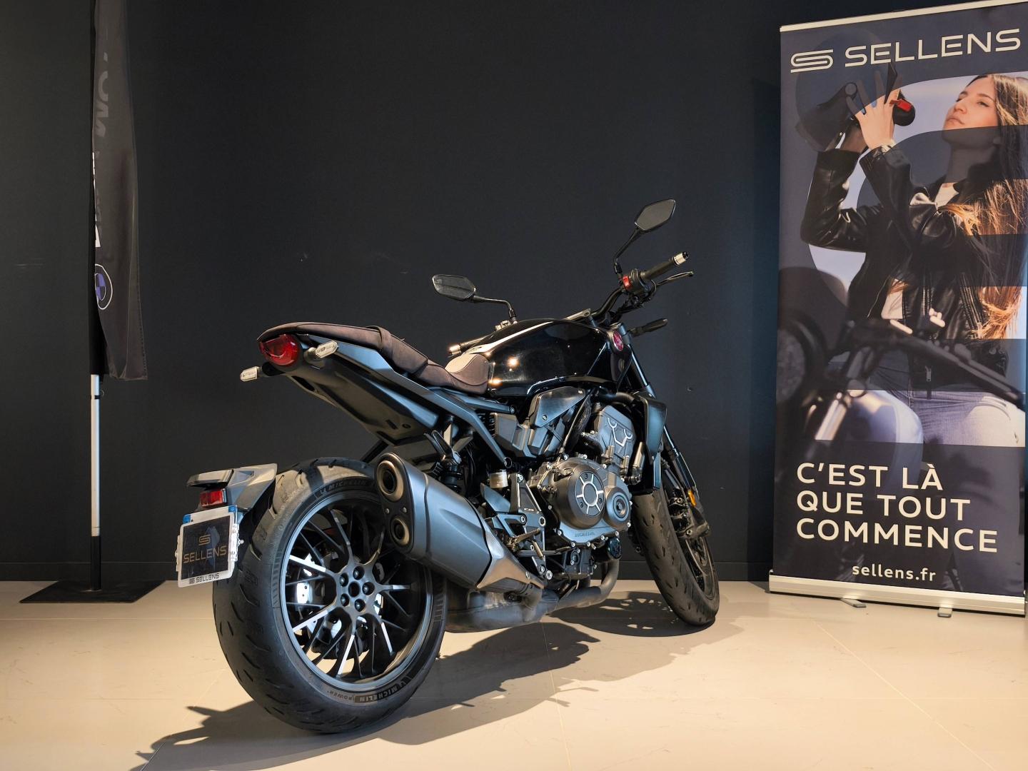 HONDA Cb1000ra  - photo 5