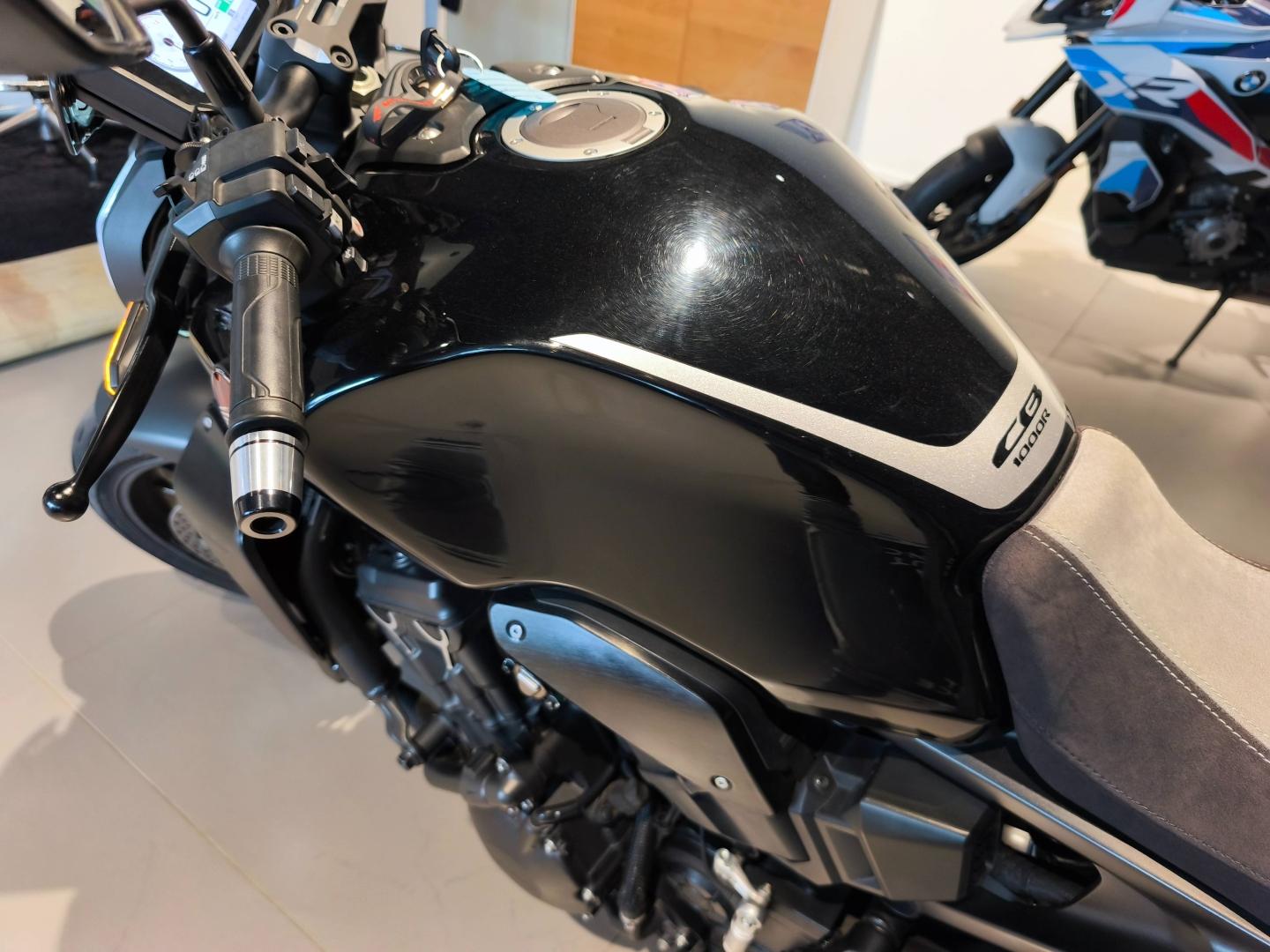 HONDA Cb1000ra  - photo 12