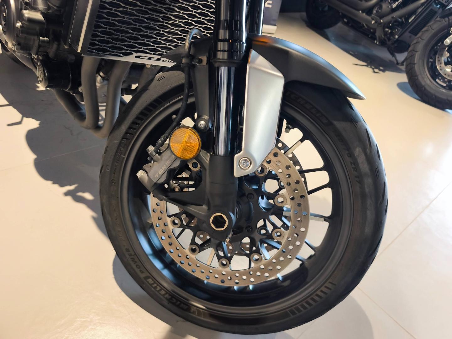 HONDA Cb1000ra  - photo 17
