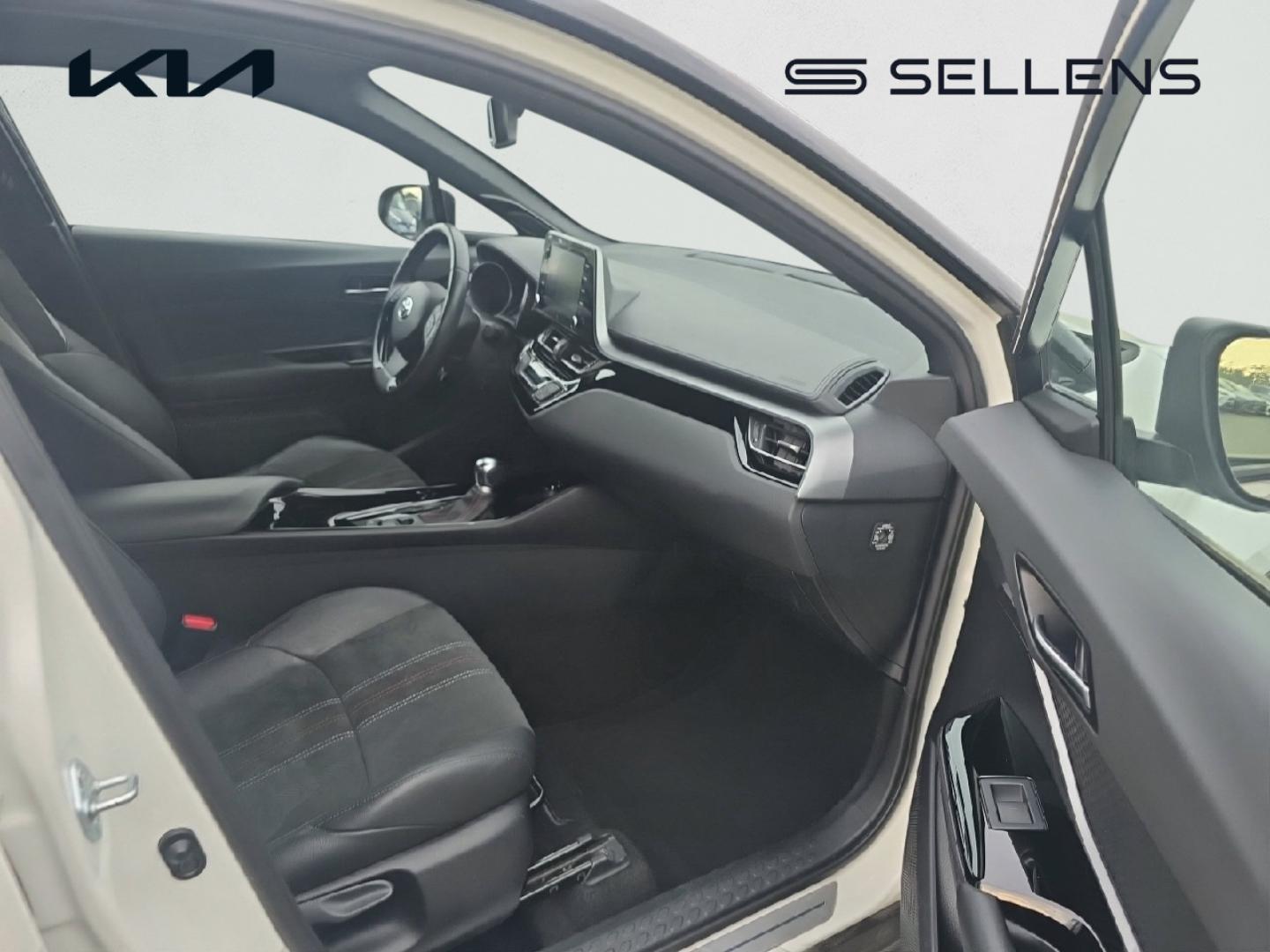 TOYOTA C-HR 122h GR-Sport 2WD E-CVT MY20 - photo 6