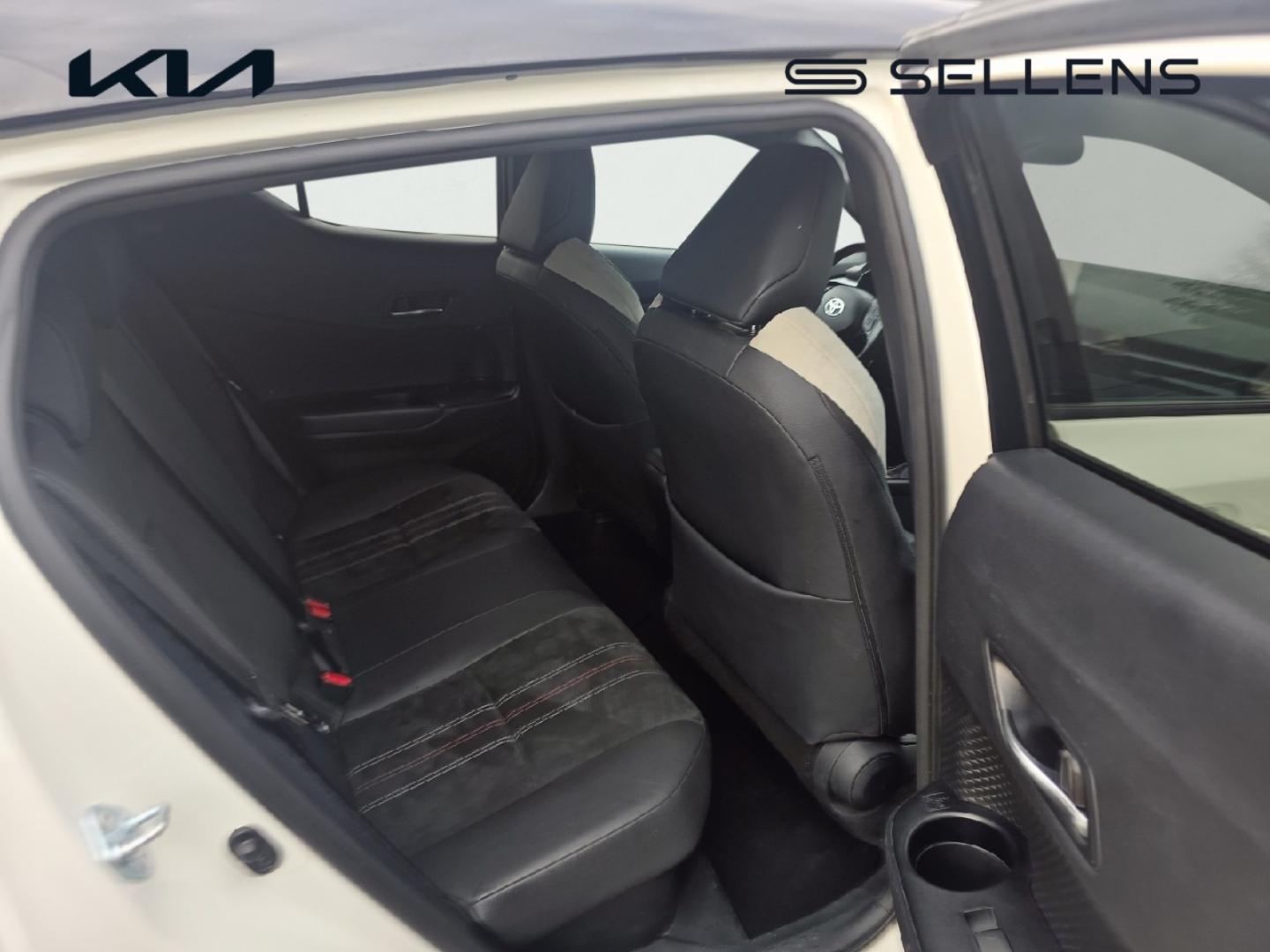 TOYOTA C-HR 122h GR-Sport 2WD E-CVT MY20 - photo 7