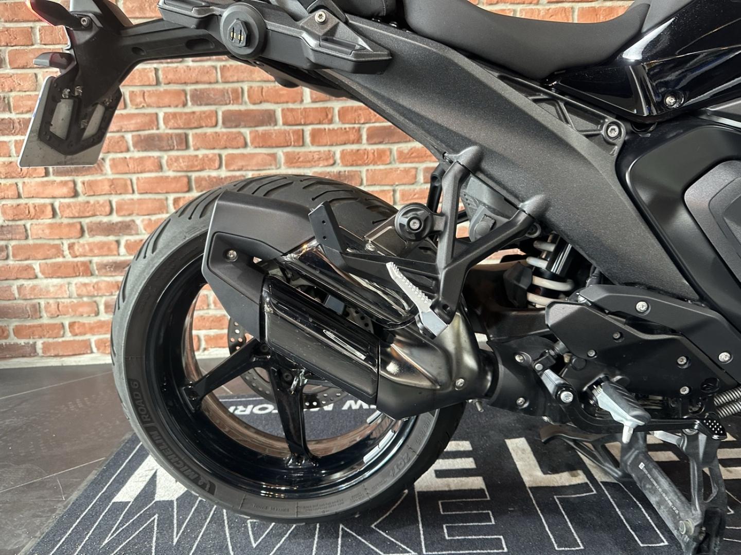 BMW R R 1300 RS - photo 11