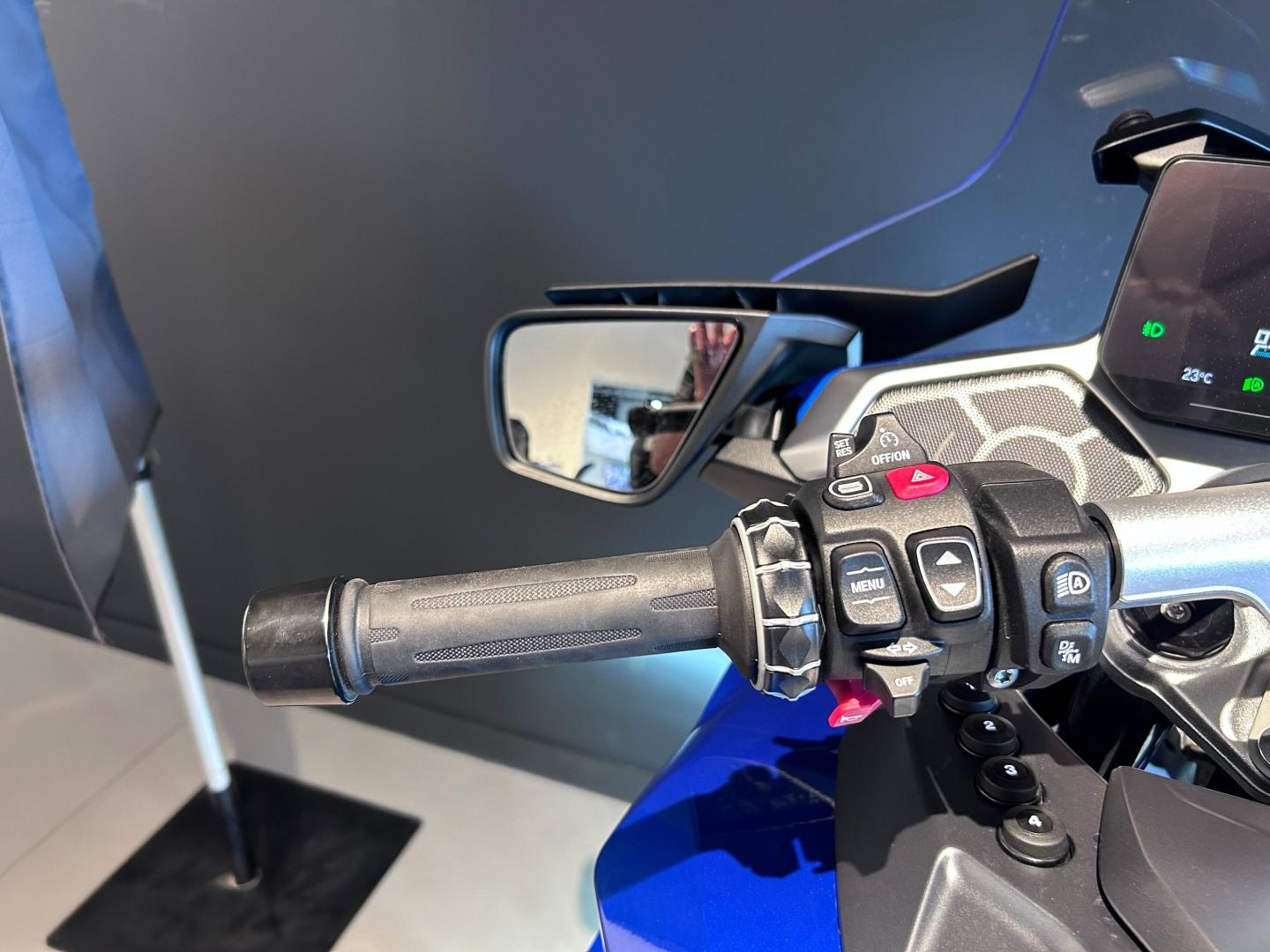 BMW R R 1300 RT - photo 11