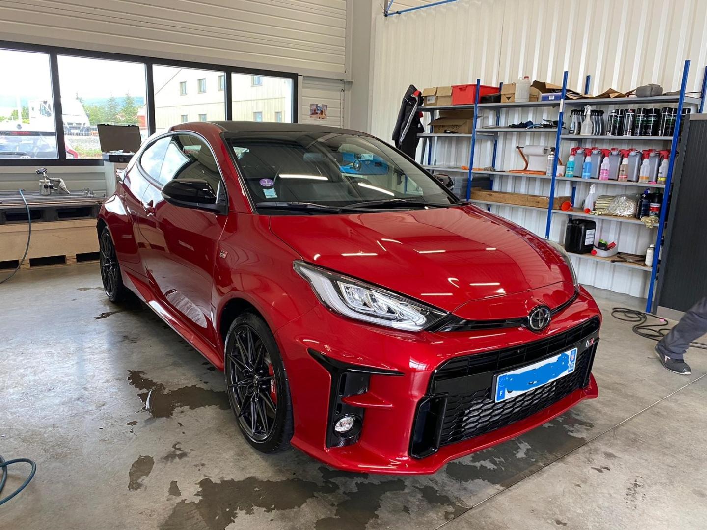 TOYOTA Yaris 1.6 GR 261ch Track 3p 4WD - photo 10