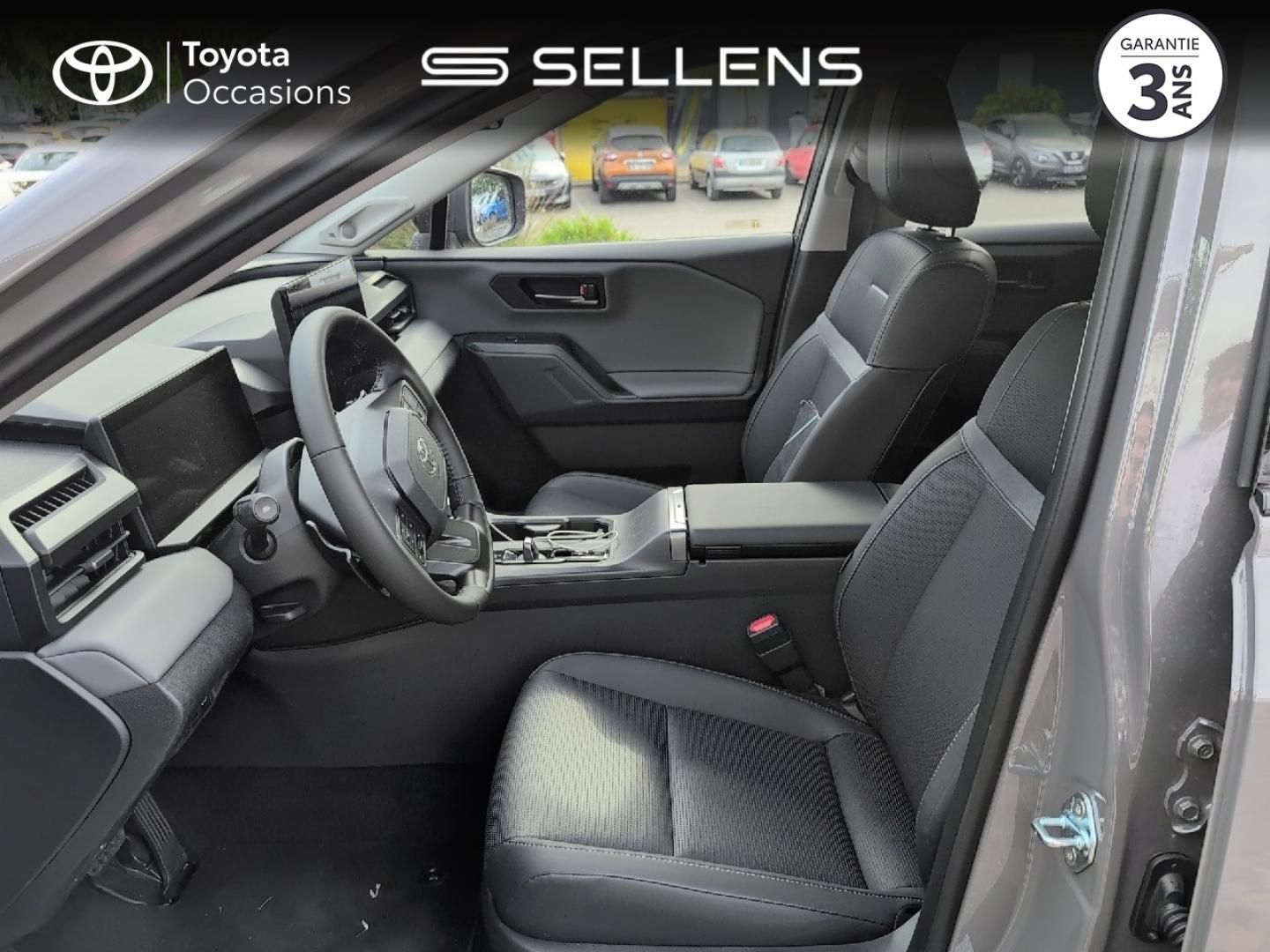 TOYOTA RAV4 2.5 Hybride Rechargeable 309ch Lounge AWD-i RC26 - photo 11