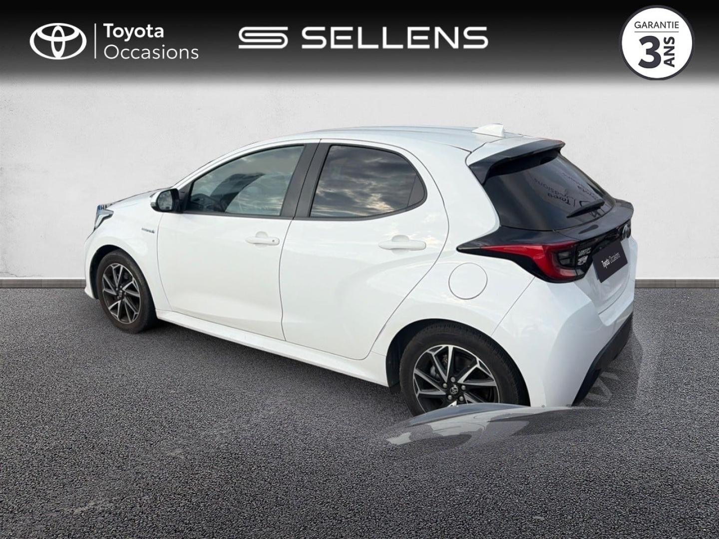 TOYOTA Yaris 116h Design 5p - photo 2