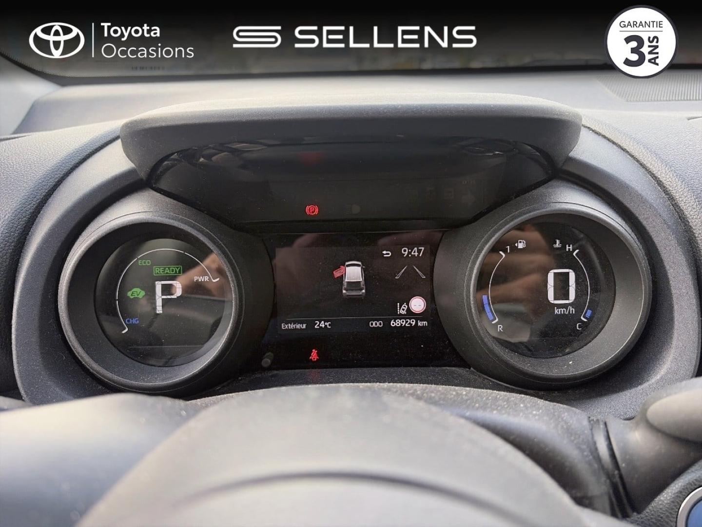 TOYOTA Yaris 116h Design 5p - photo 14
