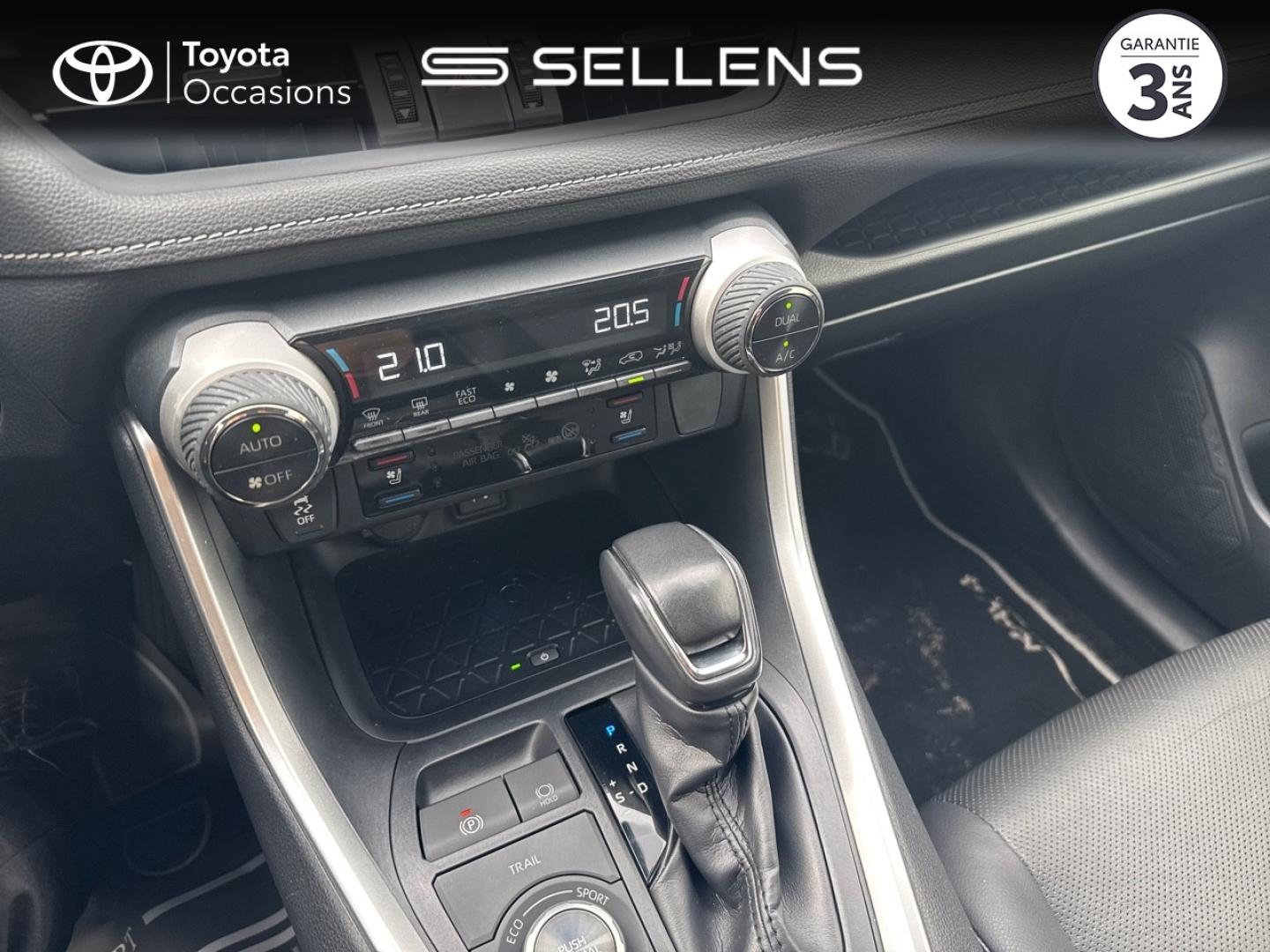 TOYOTA RAV4 Hybride 222ch Lounge AWD-i - photo 17