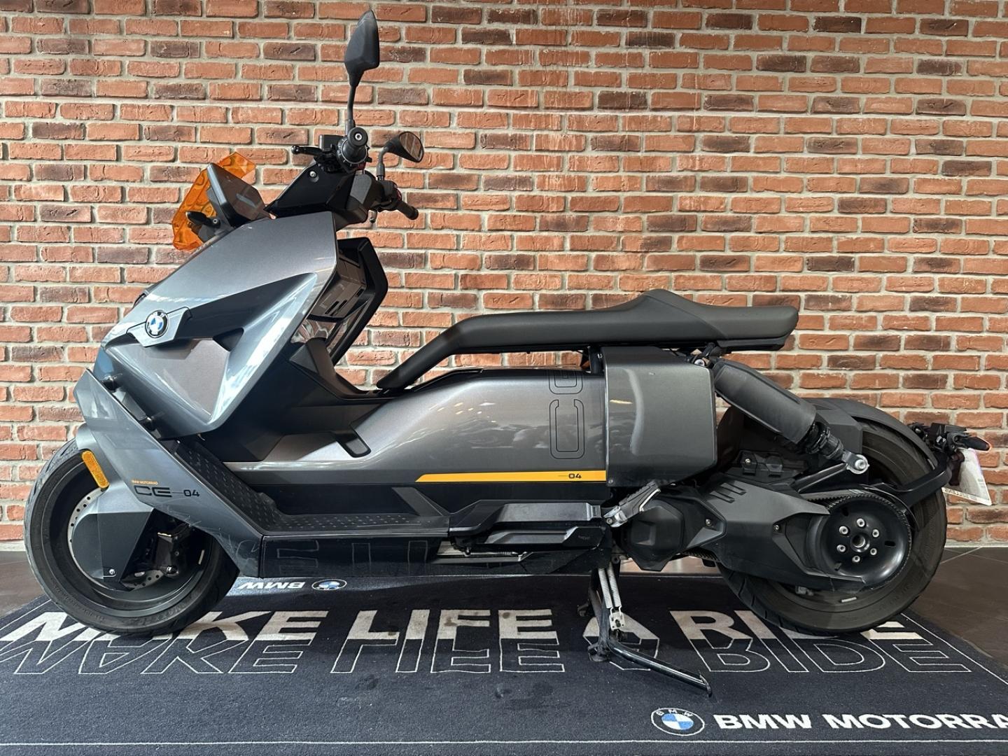 BMW C CE04 15KW 400CC - photo 4