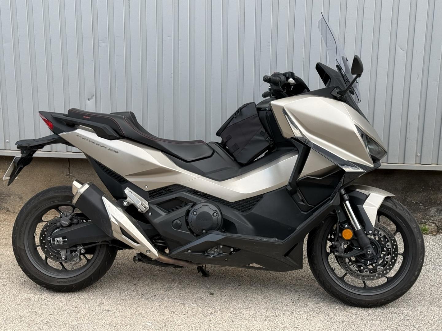 HONDA NSS Forza NSS 750 Forza Garantie 01/2031 - photo 2