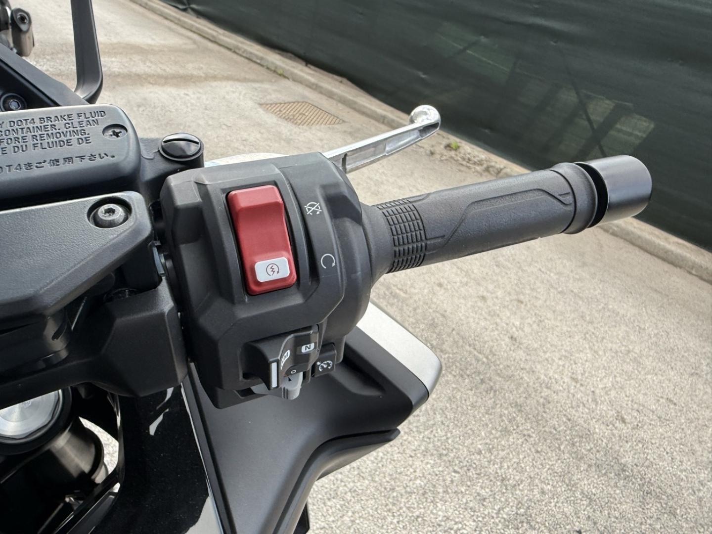 HONDA NSS Forza NSS 750 Forza Garantie 01/2031 - photo 10