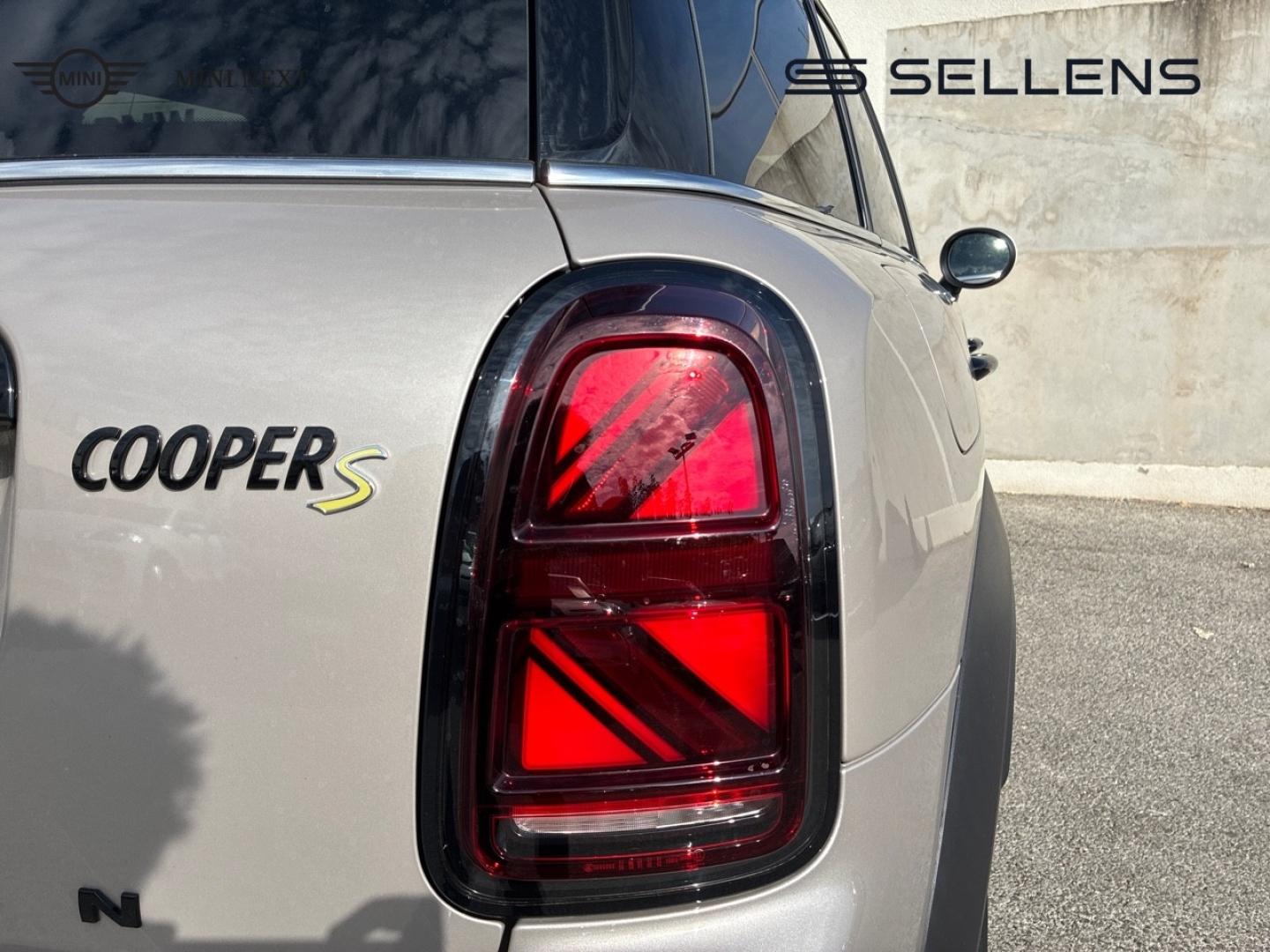 MINI Countryman Cooper SE 125ch + 95ch Edition Premium Plus ALL4 BVA6 - photo 10