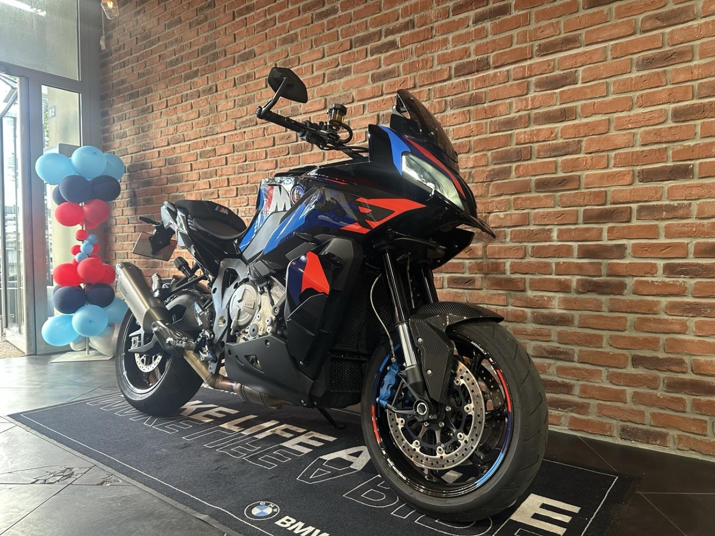 BMW M M 1000 XR - photo 12