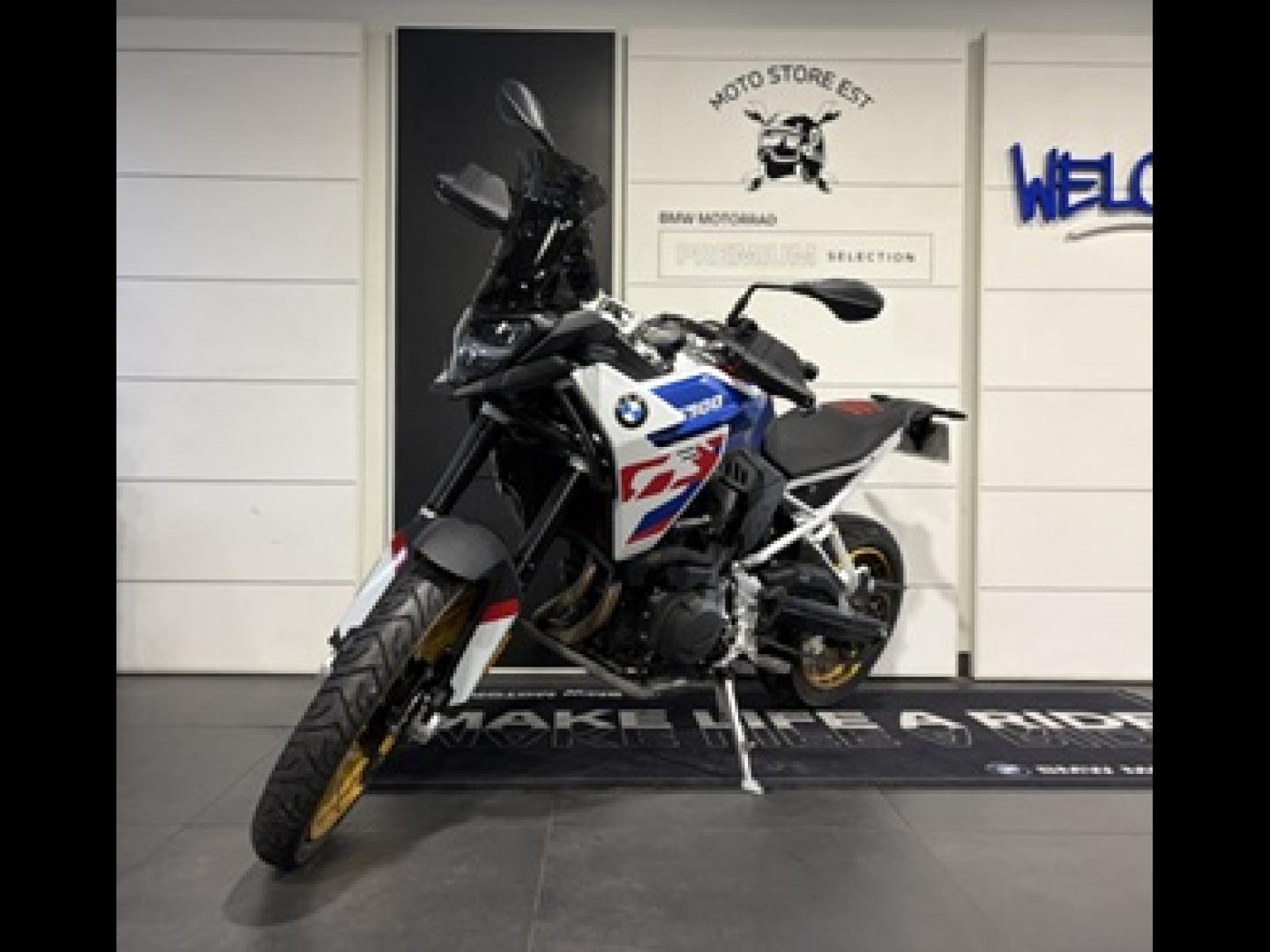 BMW F 900 GS - photo 3