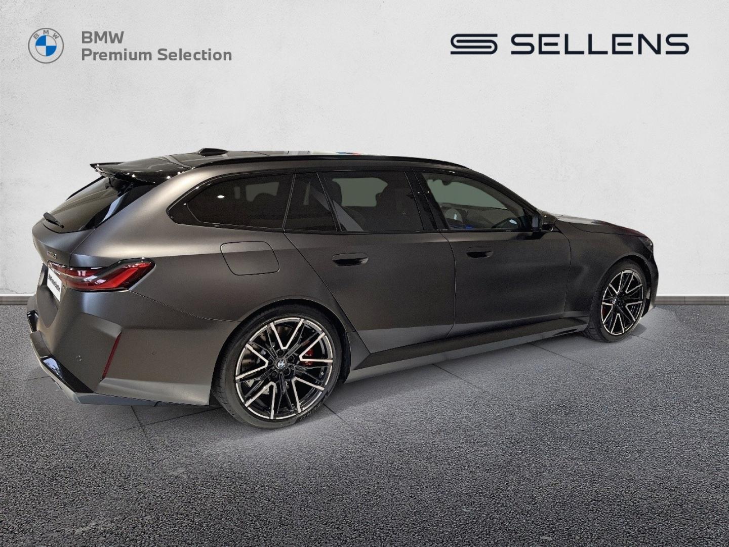 BMW M5 Touring 4.4 V8 PHEV 727ch (544+197) - photo 2
