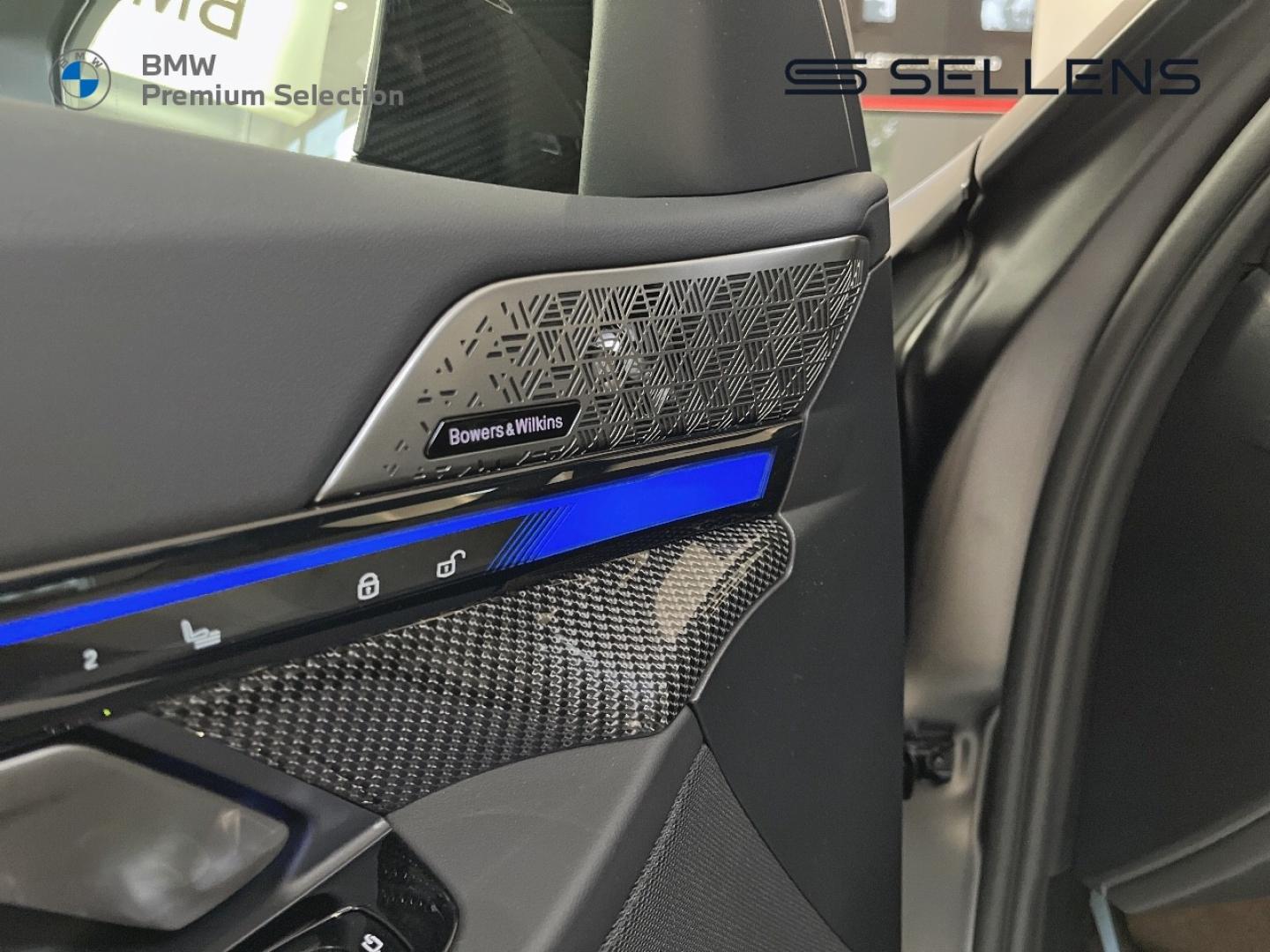 BMW M5 Touring 4.4 V8 PHEV 727ch (544+197) - photo 13
