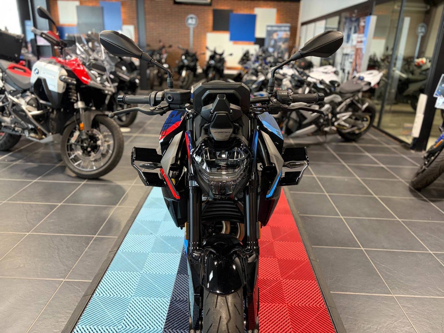 BMW F F 900 R - EDITION 1 OF 1 "M 900 R" - F900R - M900R - photo 2