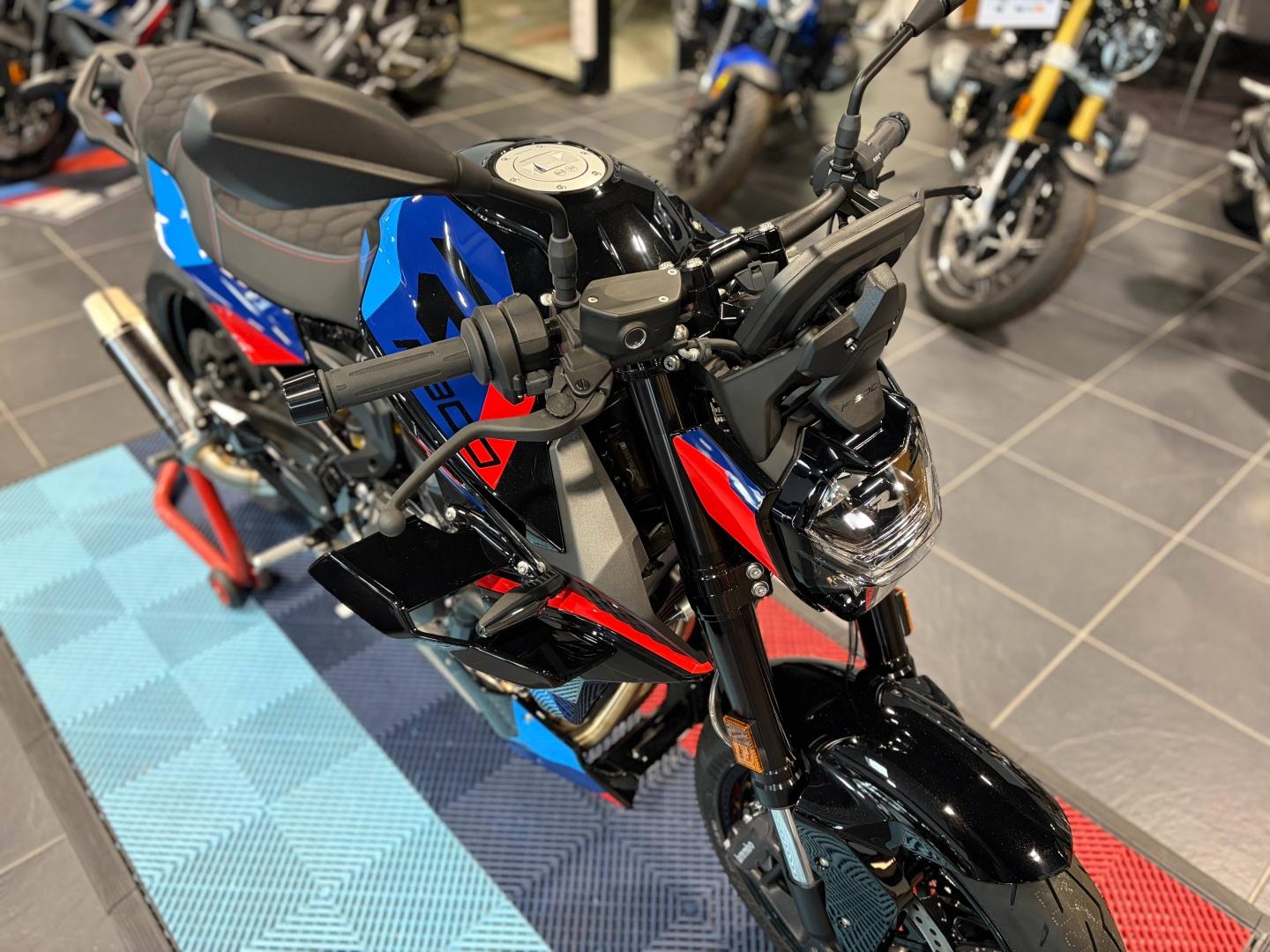 BMW F F 900 R - EDITION 1 OF 1 "M 900 R" - F900R - M900R - photo 3