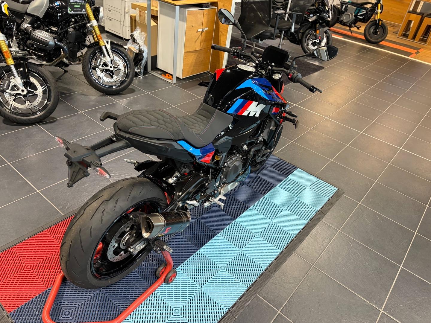 BMW F F 900 R - EDITION 1 OF 1 "M 900 R" - F900R - M900R - photo 9