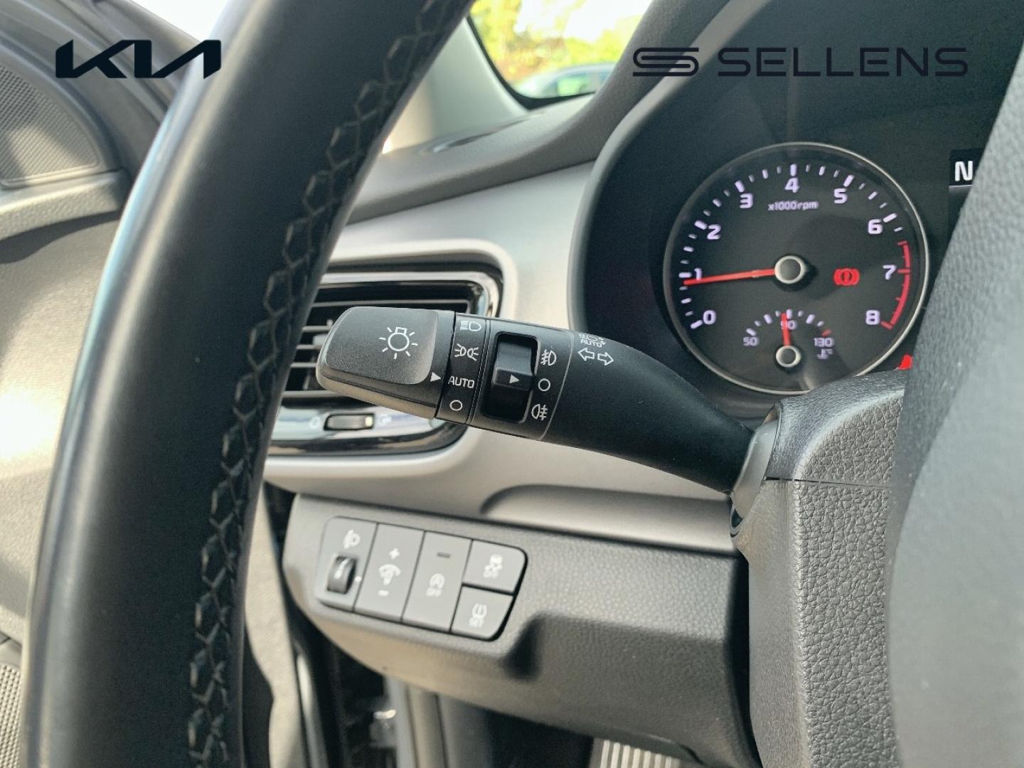 KIA Stonic 1.0 T-GDi 120ch MHEV Active iBVM6 - photo 10