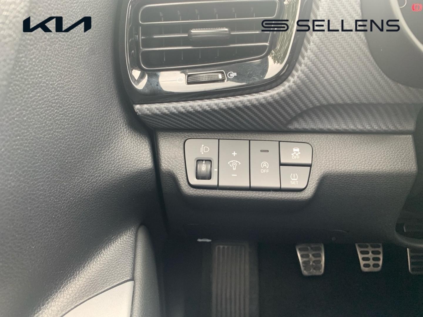 KIA Stonic 1.0 T-GDi 100ch GT Line - photo 12