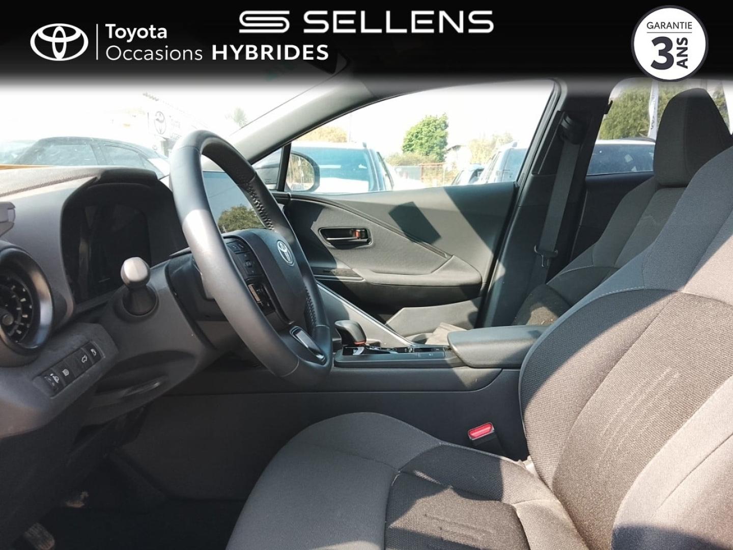 TOYOTA C-HR 2.0 Hybride 200ch Design NG23 - photo 11