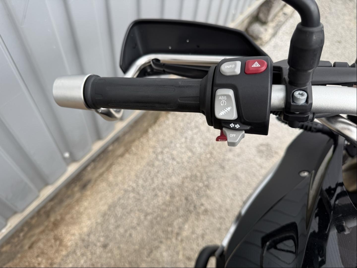 BMW F F 800 GS Garantie 12 mois - photo 7