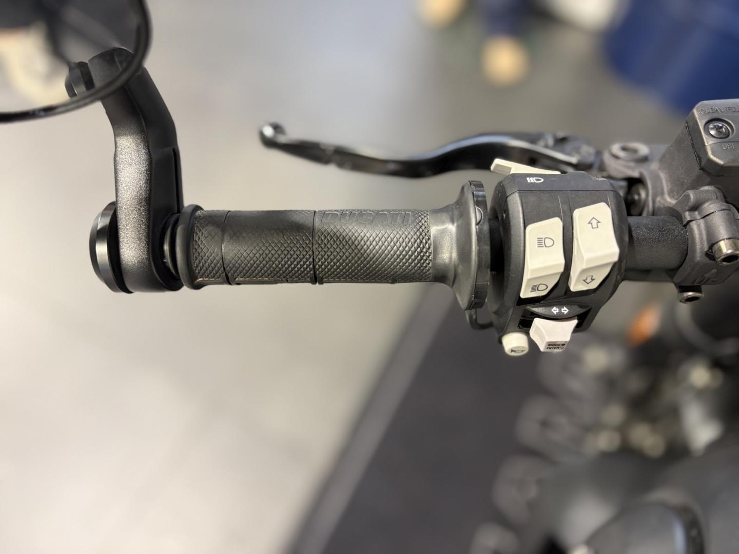 DUCATI Scrambler 800 Nightshift ABS - photo 7