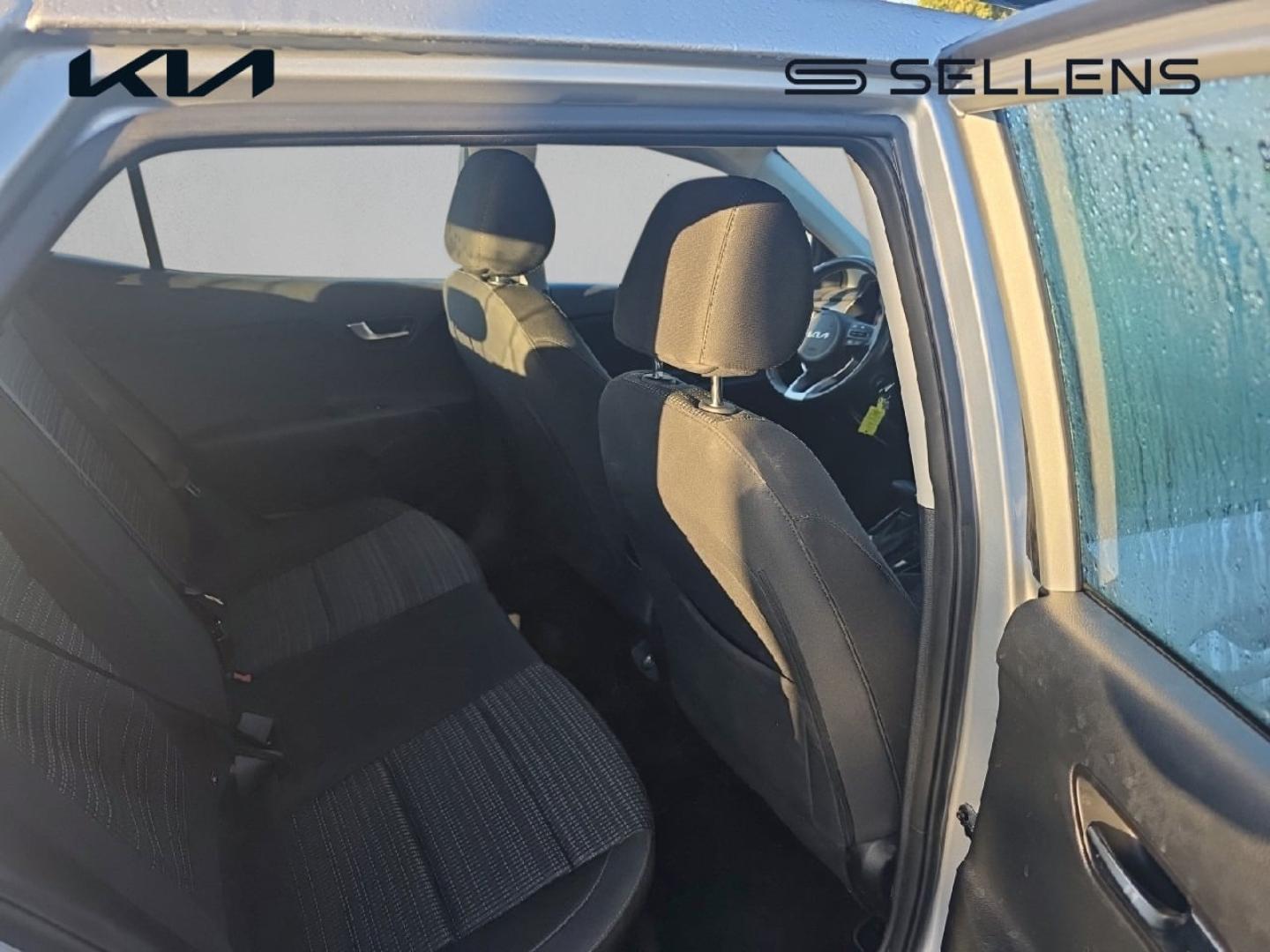 KIA Stonic 1.0 T-GDi 100ch Active DCT7 - photo 7