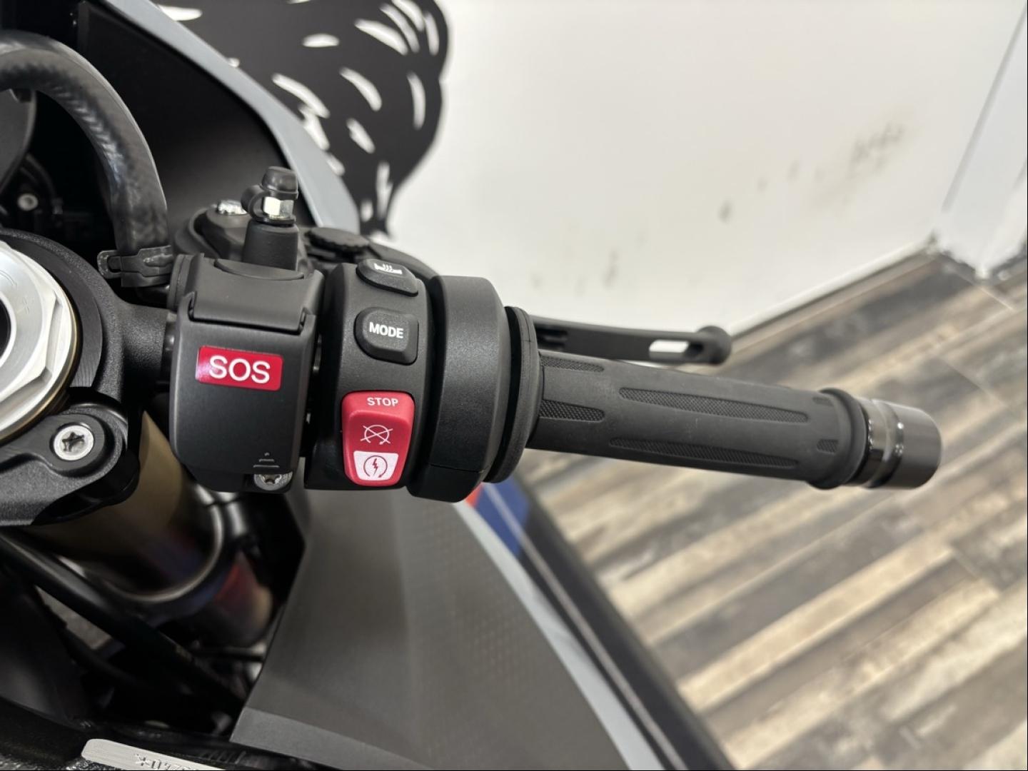 BMW S S 1000 RR - photo 10