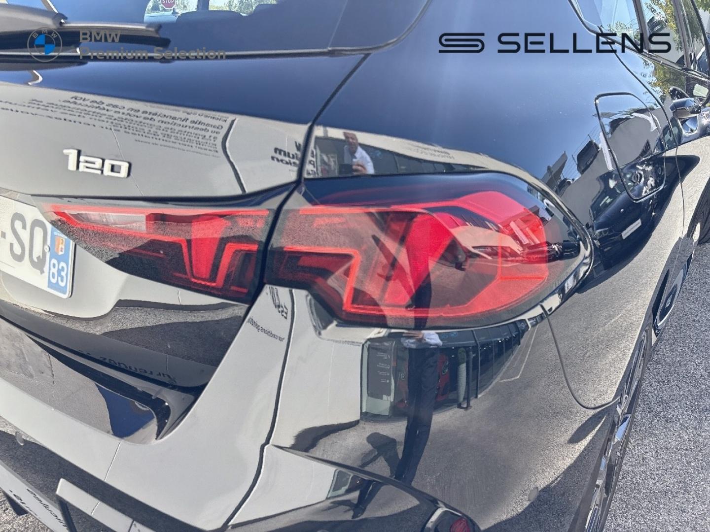BMW Série 1 120A 170ch M Sport Design DKG7 - photo 10