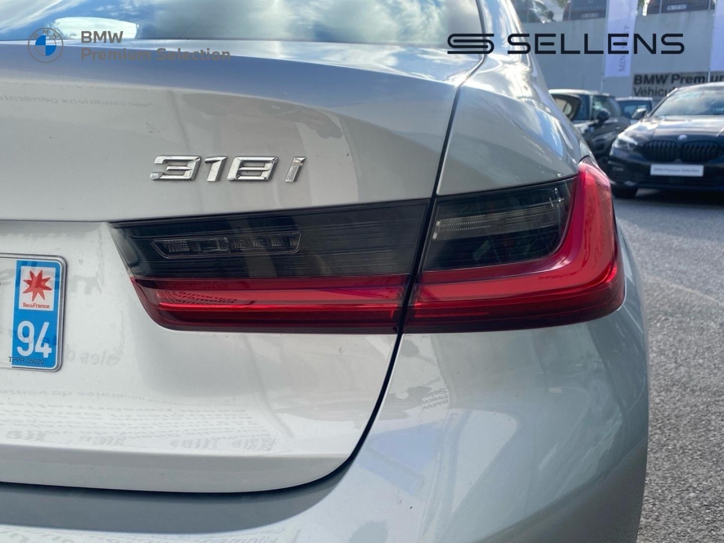 BMW Série 3 318iA 156ch Luxury 8cv - photo 10