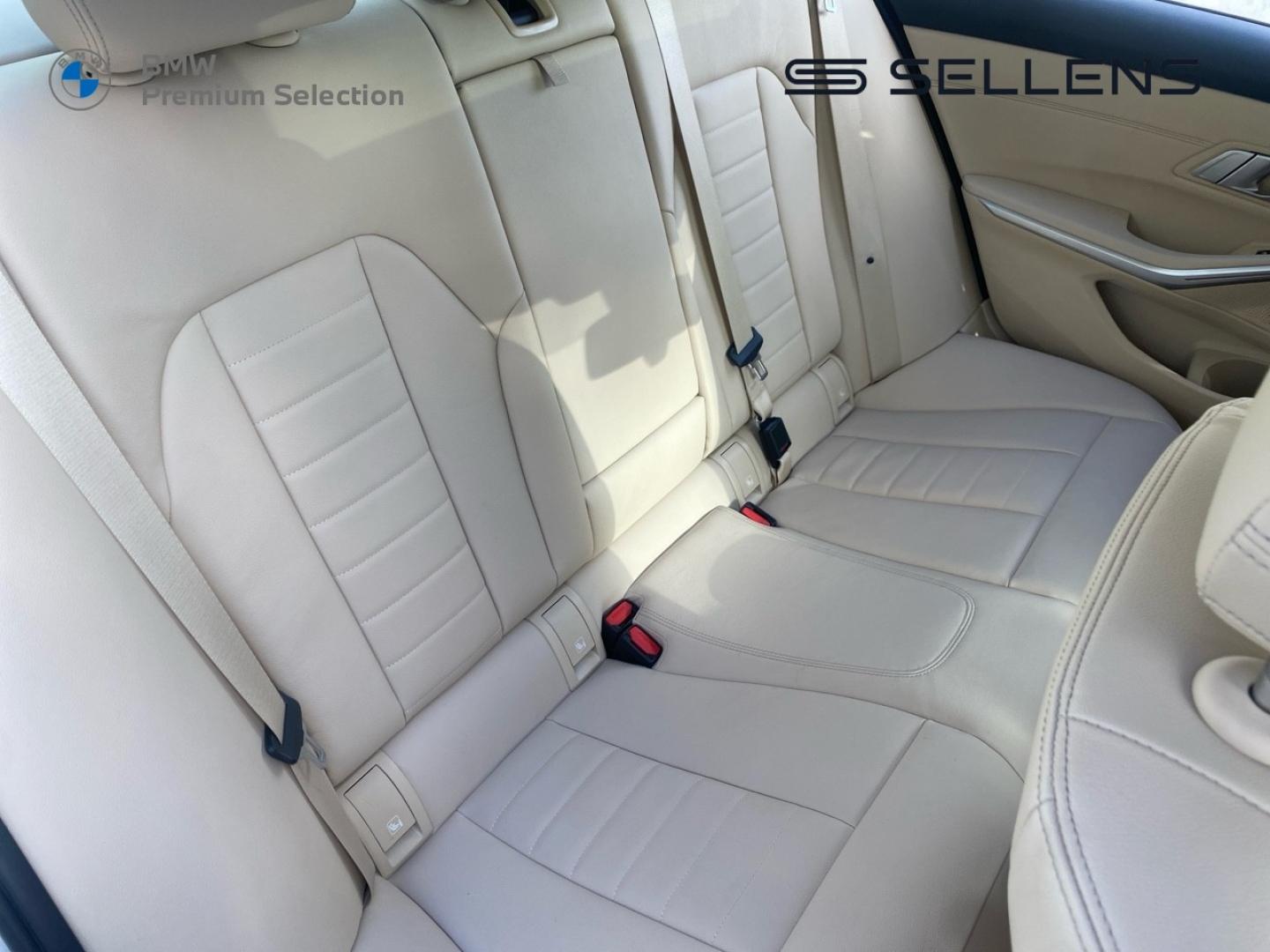 BMW Série 3 318iA 156ch Luxury 8cv - photo 16