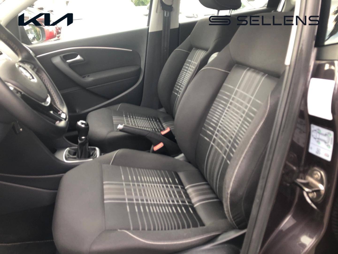 VOLKSWAGEN Polo 1.0 75ch Lounge 5p - photo 8