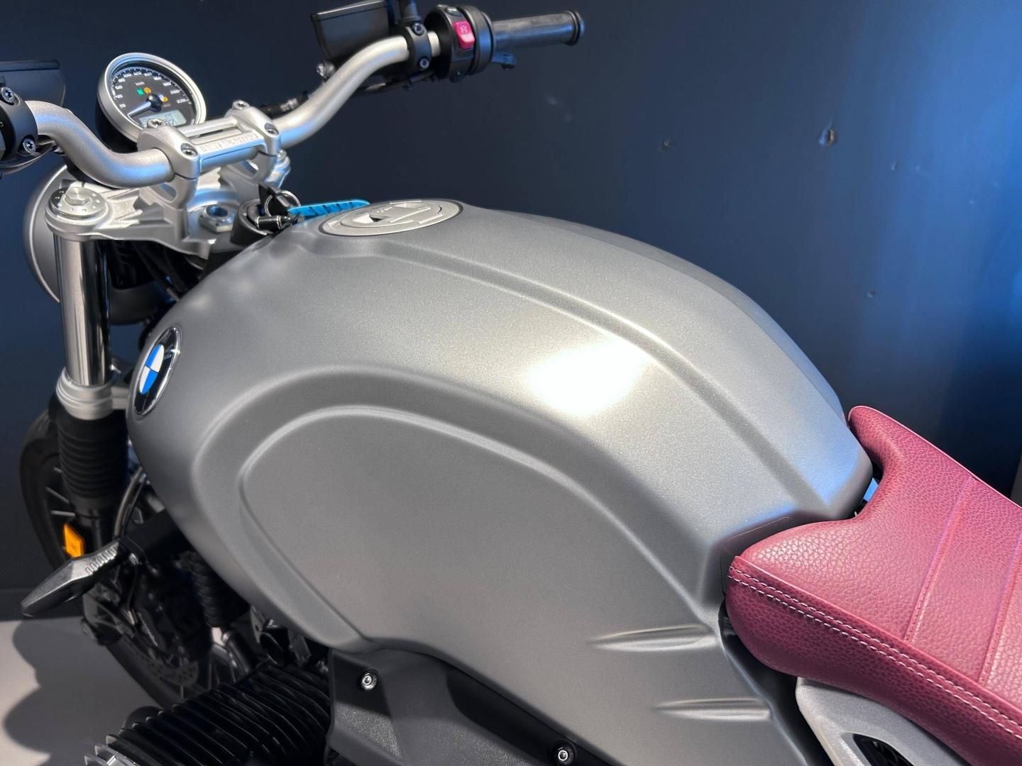 BMW R R 1200 NineT Scrambler - photo 12